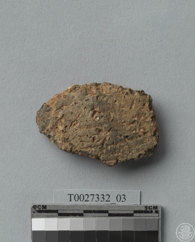 貝齒印紋夾砂陶腹片