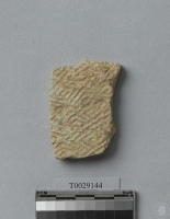 雲雷紋硬陶腹片