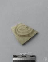 螺旋紋青花瓷碗腹片